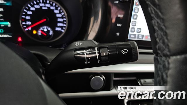 Kia K5 2022 — photo 24