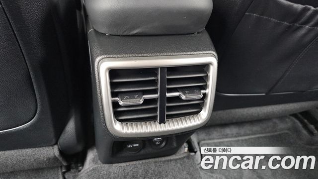 Kia K5 2022 — photo 31