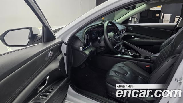 Hyundai AVANTE 2021 — photo 10