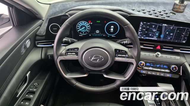 Hyundai AVANTE 2021 — photo 13