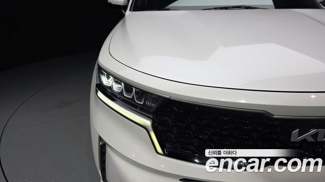 Kia Sorento 2023 — photo 8
