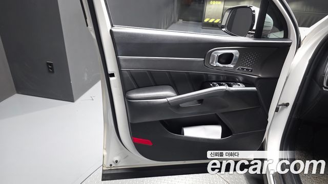 Kia Sorento 2023 — photo 14