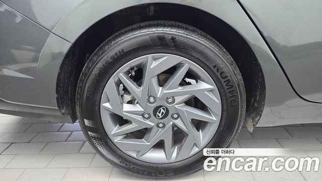 Hyundai AVANTE 2024 — photo 5
