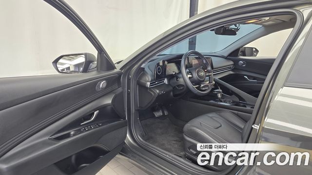 Hyundai AVANTE 2024 — photo 13