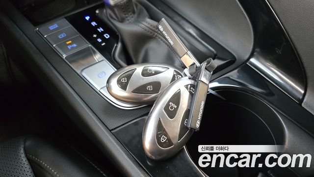 Hyundai AVANTE 2024 — photo 22