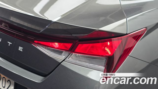 Hyundai AVANTE 2024 — photo 9
