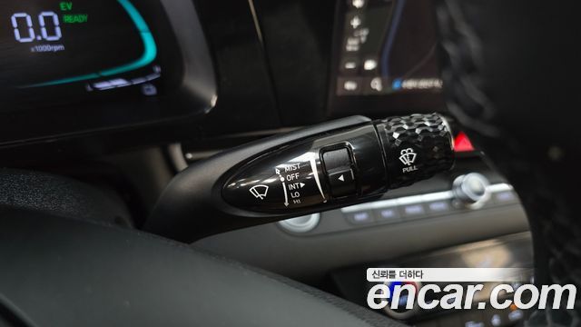 Hyundai AVANTE 2024 — photo 27