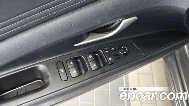 Hyundai AVANTE 2024 — photo 28