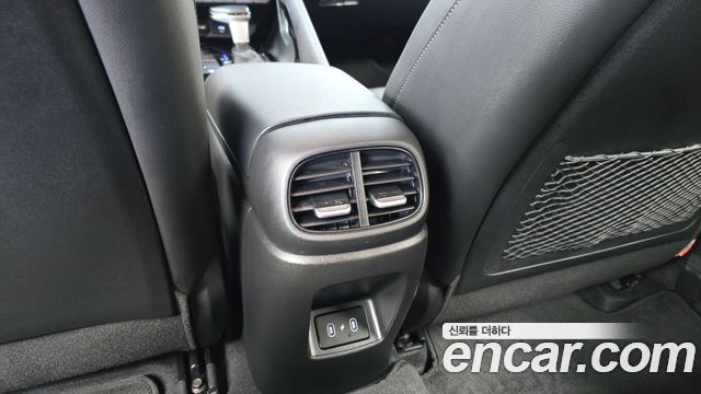 Hyundai AVANTE 2024 — photo 31