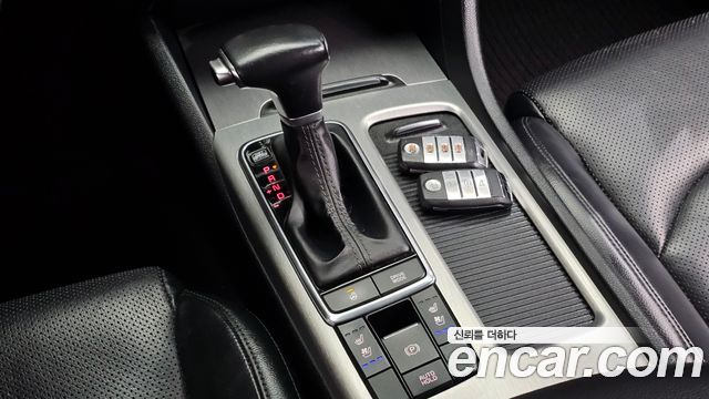Kia K5 2016 — photo 9