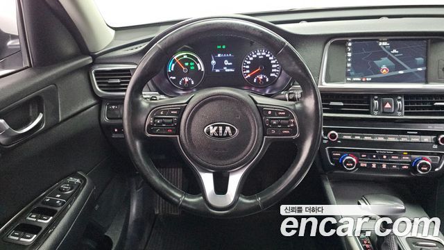 Kia K5 2016 — photo 13