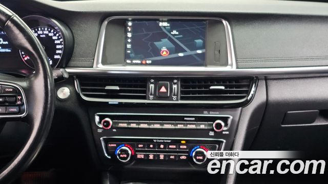 Kia K5 2016 — photo 15