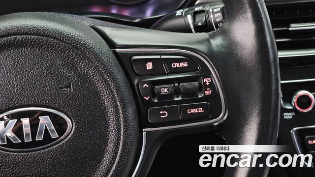 Kia K5 2016 — photo 17