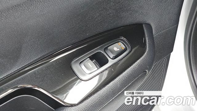 Kia K5 2016 — photo 20