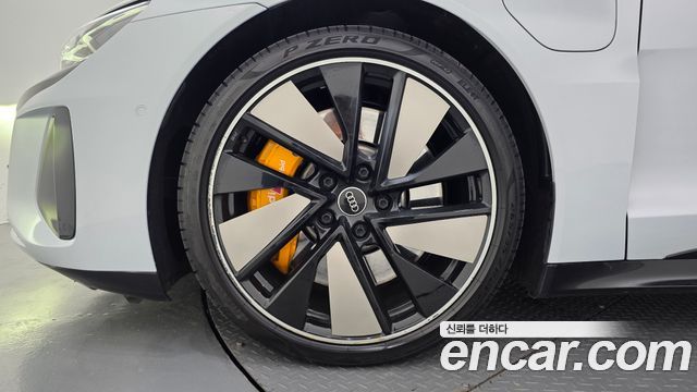 Audi e-tron GT 2022 — photo 5