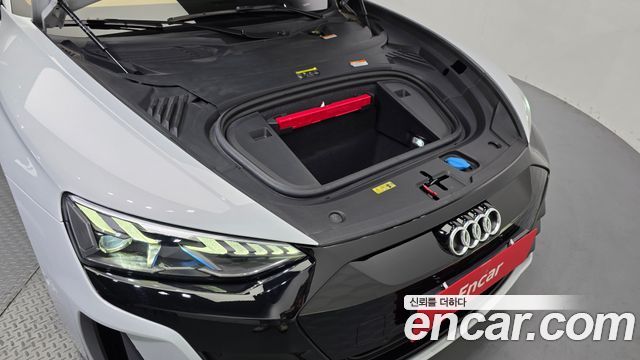 Audi e-tron GT 2022 — photo 6