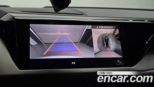 Audi e-tron GT 2022 — photo 16