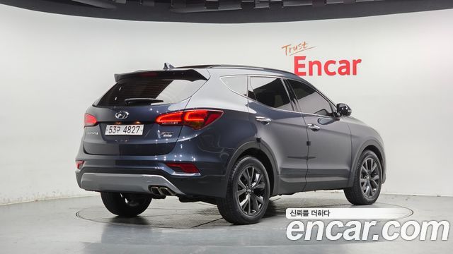 Hyundai Santafe 2016 — photo 2