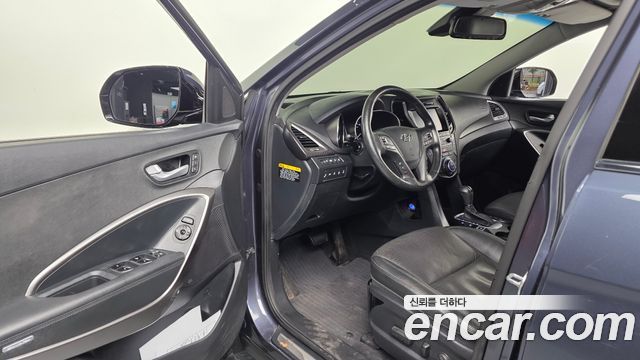Hyundai Santafe 2016 — photo 13
