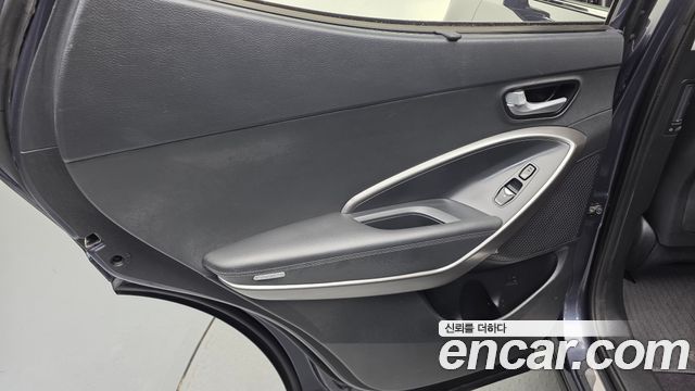 Hyundai Santafe 2016 — photo 15