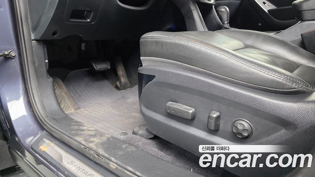 Hyundai Santafe 2016 — photo 30