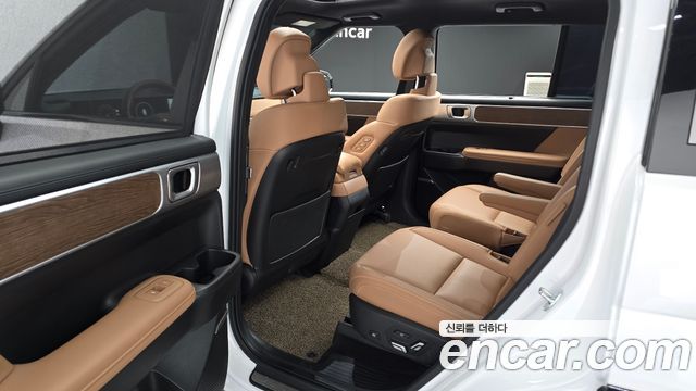 Hyundai Santafe 2025 — photo 11