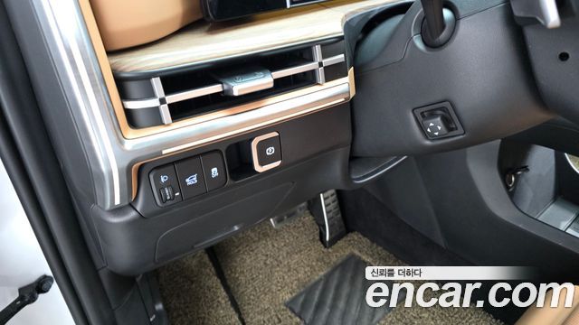 Hyundai Santafe 2025 — photo 20