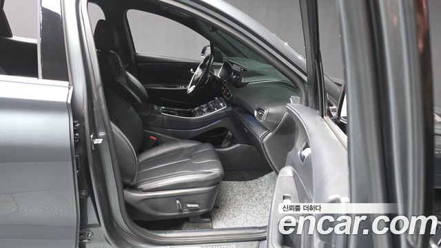 Hyundai Santafe 2021 — photo 11