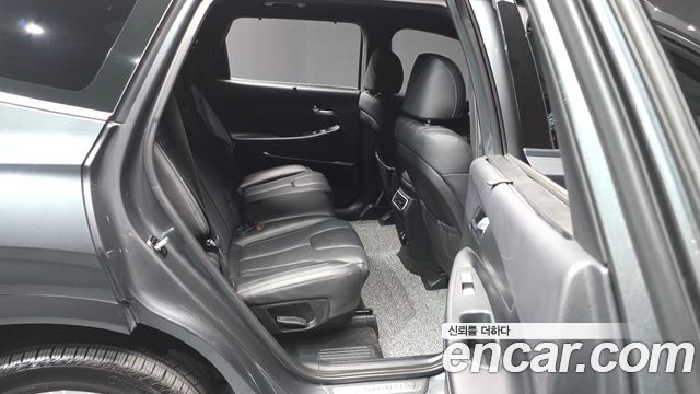 Hyundai Santafe 2021 — photo 12