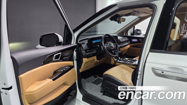 Kia Canival 2023 — photo 10