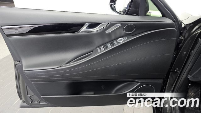 Genesis G80 2022 — photo 14