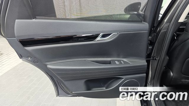 Genesis G80 2022 — photo 15