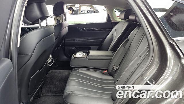 Genesis G80 2022 — photo 16