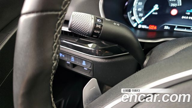 Genesis G80 2022 — photo 28
