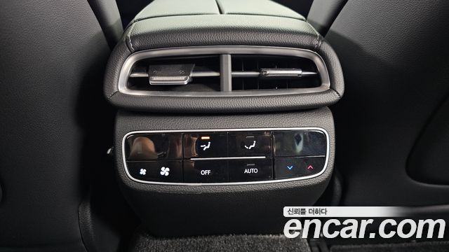 Genesis G80 2022 — photo 34