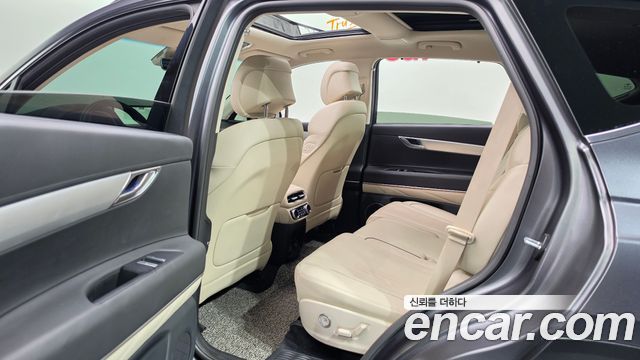 Genesis GV80 2020 — photo 23
