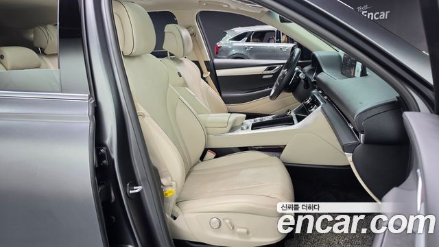 Genesis GV80 2020 — photo 16