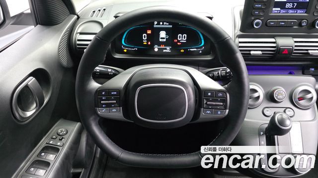 Hyundai Casper 2022 — photo 19