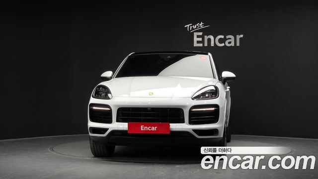 Porsche Cayenne 2020 — photo 3