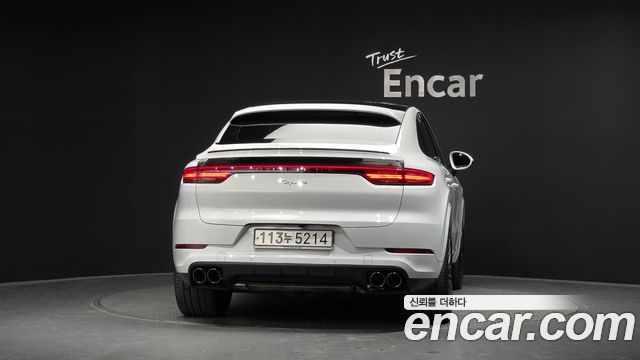 Porsche Cayenne 2020 — photo 4