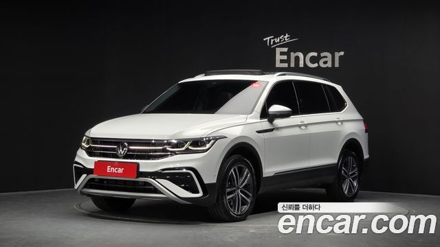 Volkswagen Tiguan 2023 — photo 1