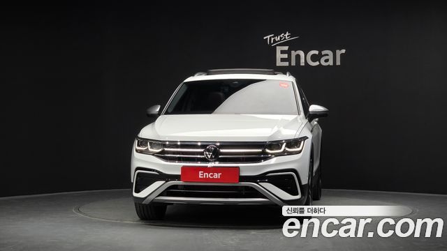 Volkswagen Tiguan 2023 — photo 3