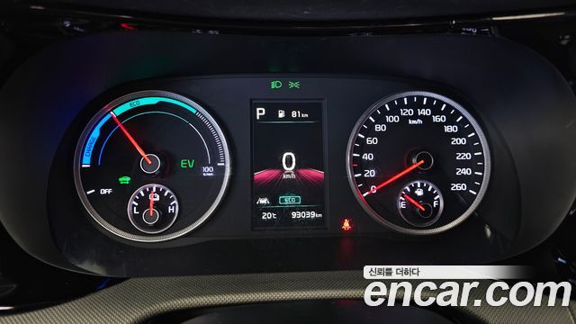 Kia K5 2022 — photo 11