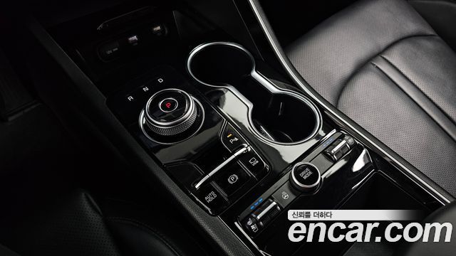 Kia K5 2022 — photo 12