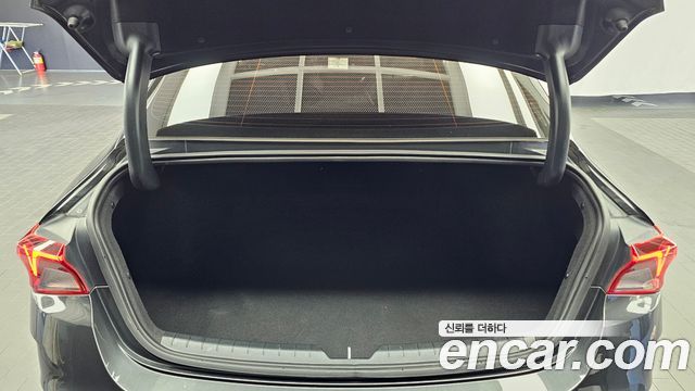 Kia K5 2022 — photo 21