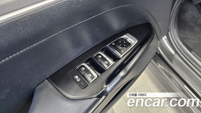 Kia K5 2022 — photo 27