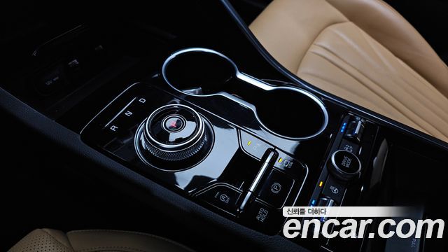 Kia K5 2022 — photo 12