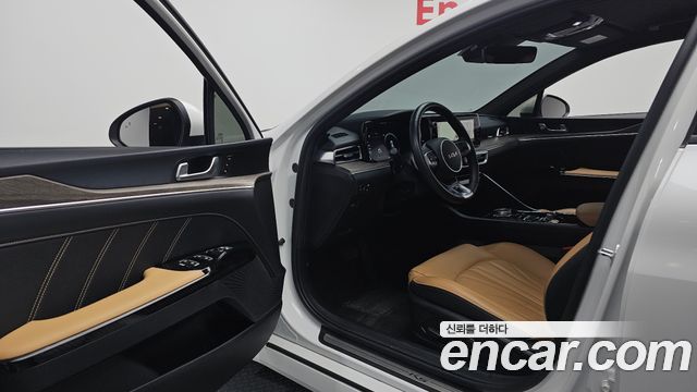 Kia K5 2022 — photo 13