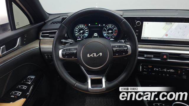 Kia K5 2022 — photo 19