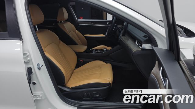 Kia K5 2022 — photo 16